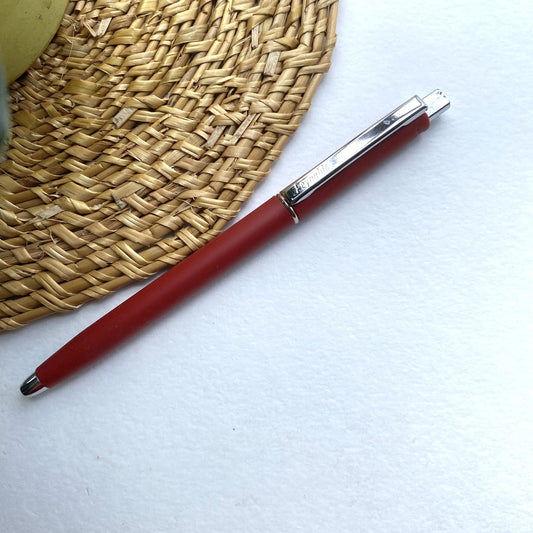Reynolds Jetter AeroSoft Ball Pen | Body Color: Red | Ink Color: Blue | Tip Size: 0.7mm