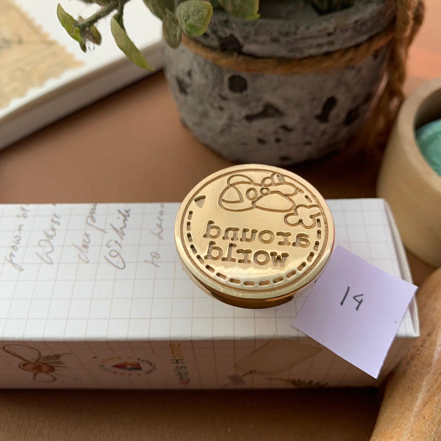AW14 - Premium Seal Wax Stamp with Wooden Handle | 30mm Diameter